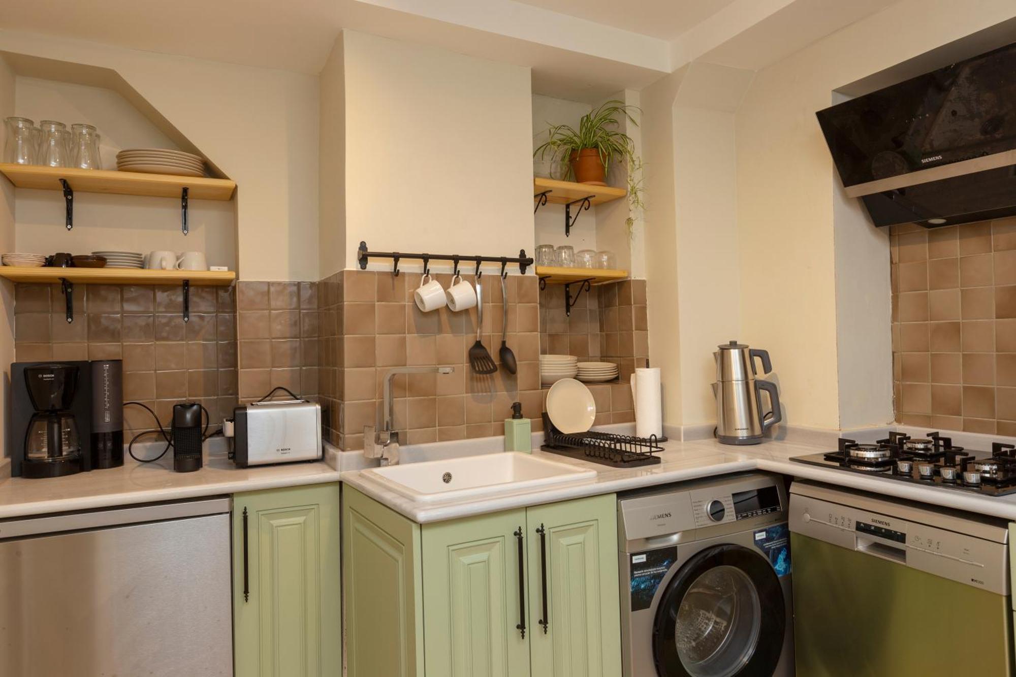 Havyar Apartment Истанбул Екстериор снимка